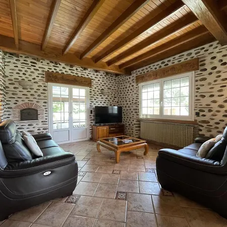 Σπίτι διακοπών Ironda Lasclaveries